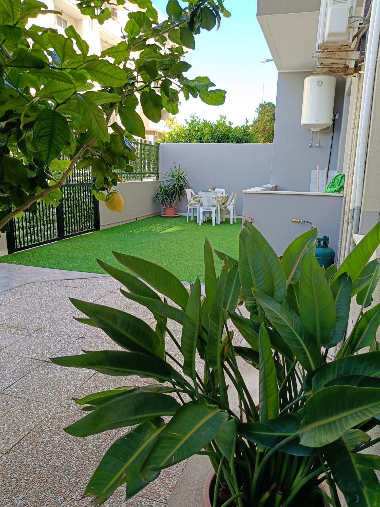 Agatahome Quartu Sant'Elena Exterior photo